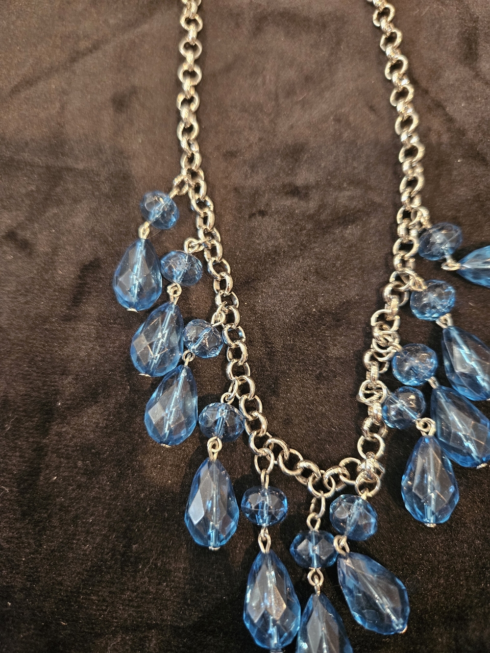 paparazzi Blue Teardrop Dangle Necklace